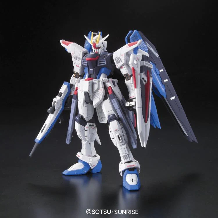 #05 Freedom Gundam RG