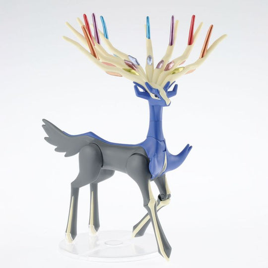 Pokemon Model Kit Select 33 Xerneas